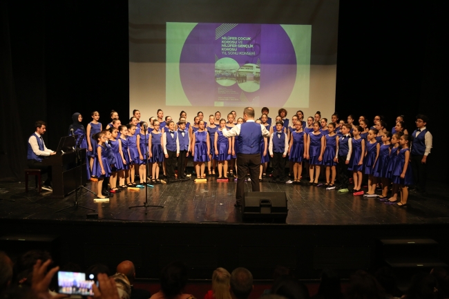 Çocuk ve Gençlik Koroları performanslarıyla alkış aldı