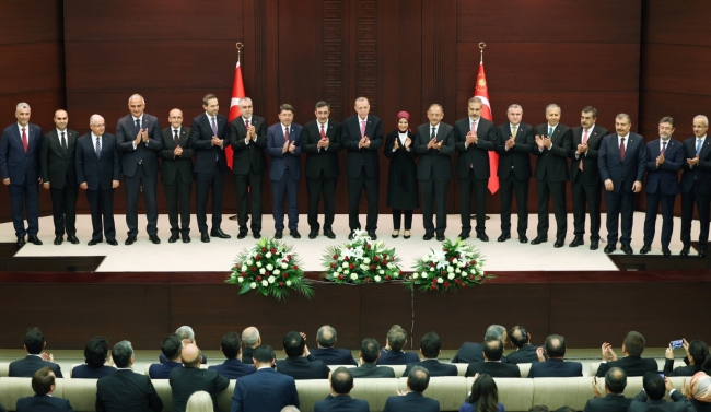 Cumhurbaşkanı Erdoğan yeni kabineyi açıkladı