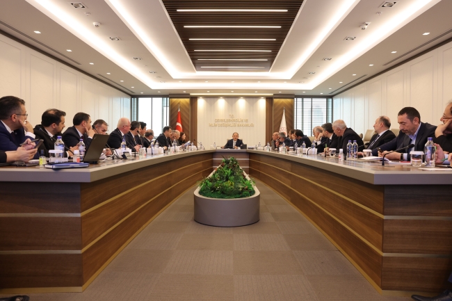Bakan Özhaseki toplantısını gerçekleştirdi