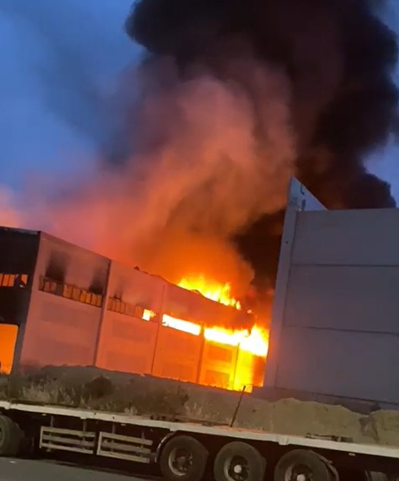 Yağ fabrikasında korkutan yangın