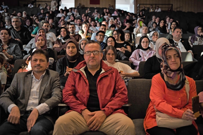 Bilgi Evleri’nde yılsonu gösterisi
