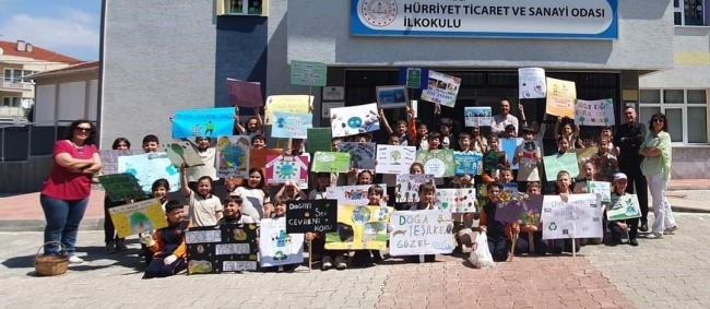 Bursa’da anlamlı defile: ’Ben Çöp Değilim’