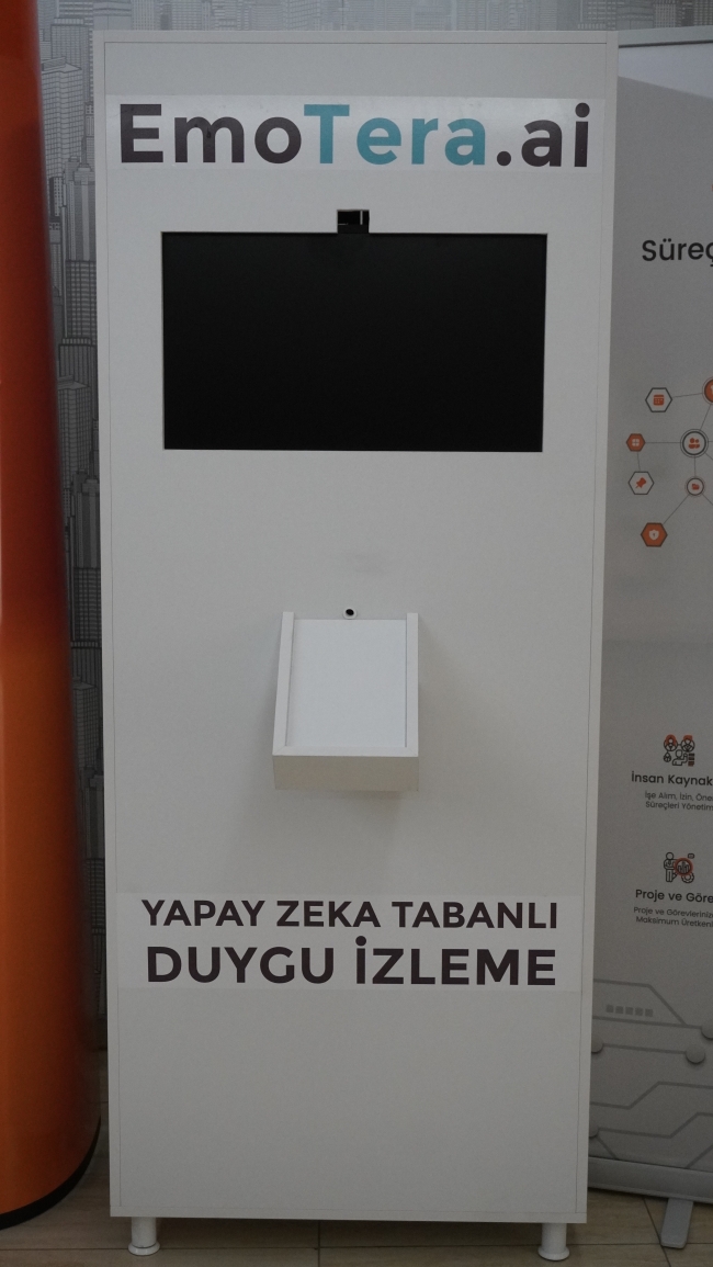 Yavuz Berker Akın yapay zeka yazılımlarını anlattı