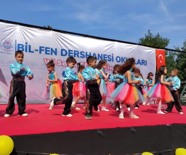 Bursa'da miniklerin mezuniyet coşkusu!