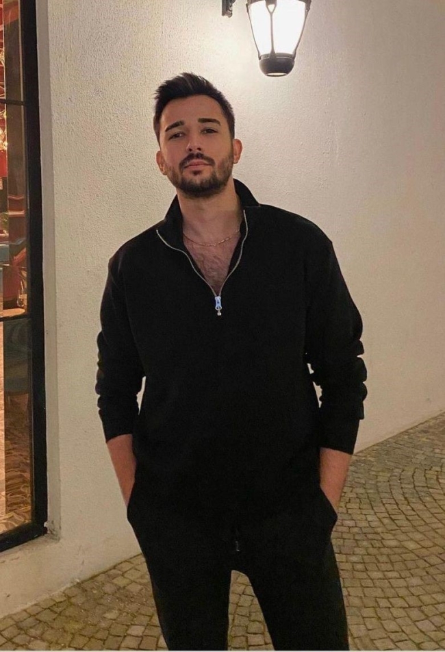 Genç mühendis zincirleme kazada hayatını kaybetti
