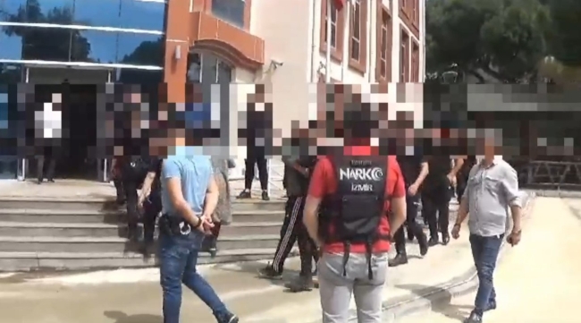 İzmir'de uyuşturucu operasyonu: 36 tutuklama