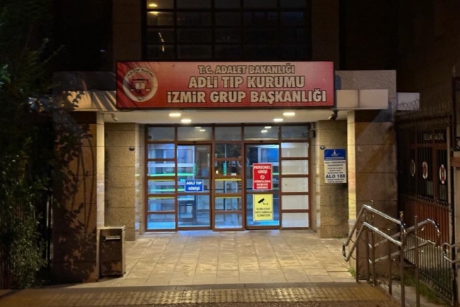 İzmir'de genç kadın pansiyonda ölü bulundu
