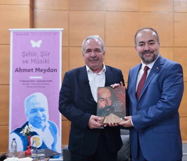 Şair Ahmet Meydan'dan musikili şiir şöleni