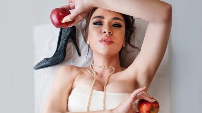 Yeşim Ceren Bozoğlu eridi