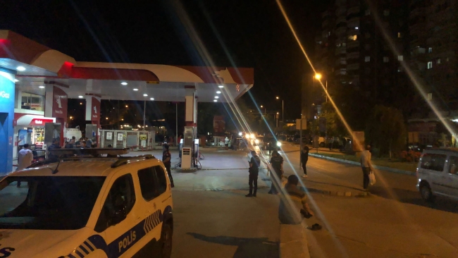 Bursa'da gece saatlerinde silahlar konuştu