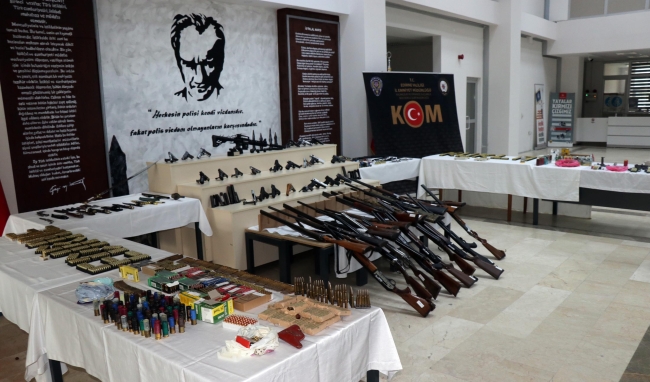 Edirne'de silah kaçakçılarına operasyon