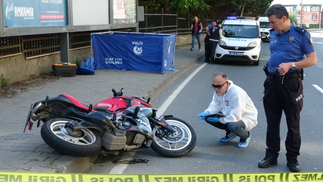 Motosiklet sürücüsü genç kız hayatını kaybetti