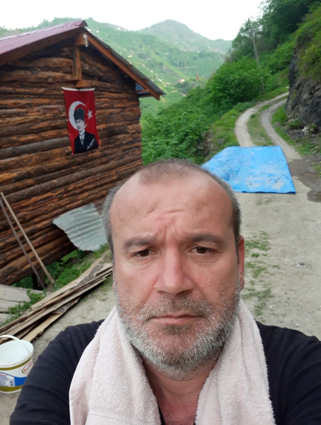 Heyelanın 4'üncü gününde kayıp aranıyor