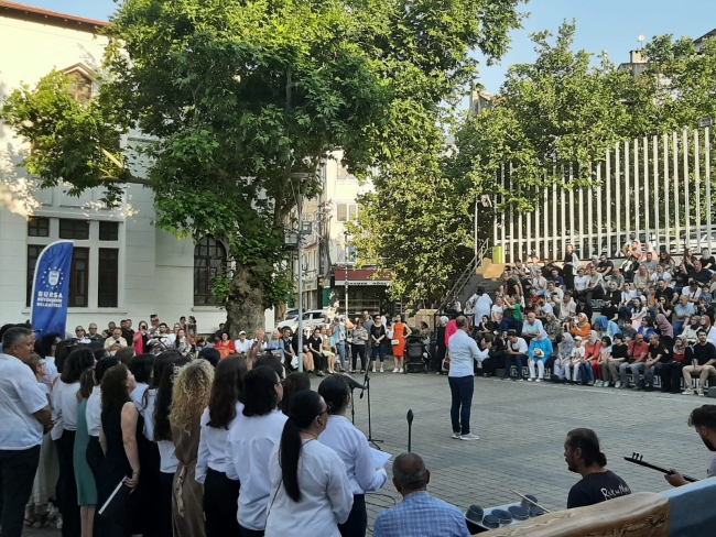 Sahne, bu kez ‘adam olacak’ çocukların