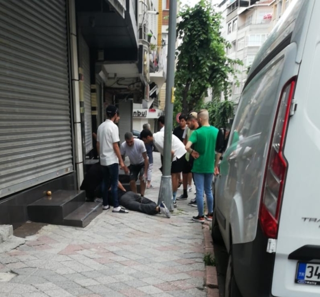Zeytinburnu'nda silahlı çatışma: 1 yaralı