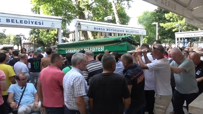 Demirkazık Dağı'ndan düşen dağcı Bursa'da toprağa verildi