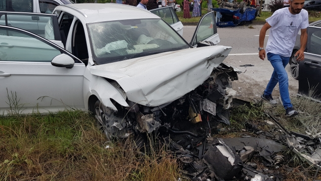 Samsun'da 3 araçlı trafik kazası: 7 yaralı