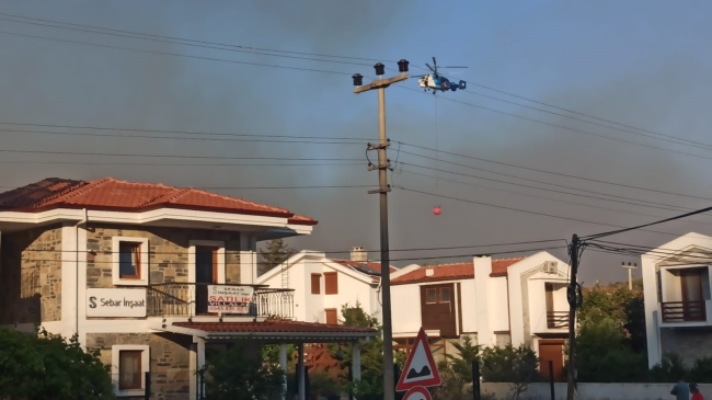 Datça’daki orman yangını yerleşim yerlerini tehdit ediyor
