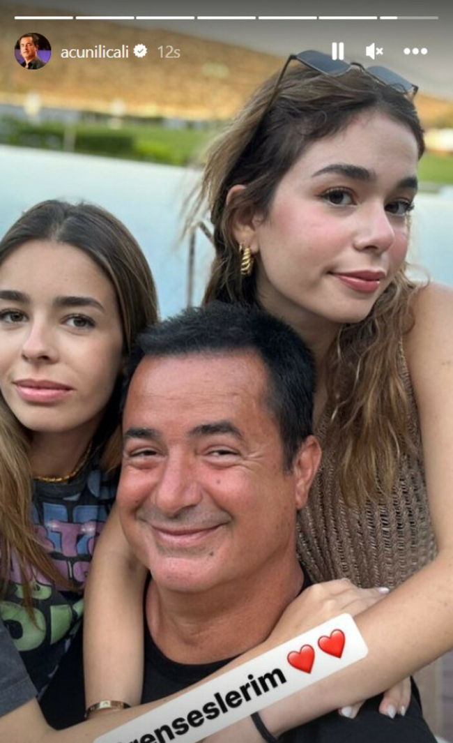 Acun Ilıcalı kızlarıyla fotoğraf paylaştı