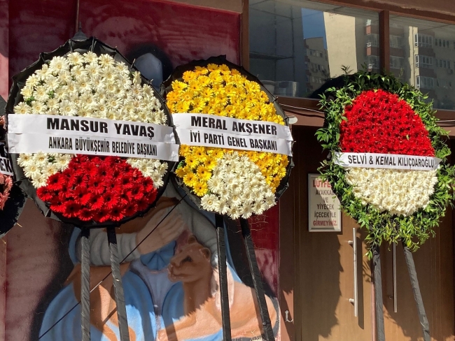Kılıçdaroğlu dayısını son yolculuğuna uğurladı