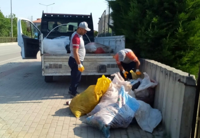 İnegöl Belediyesi 430 ton atık topladı