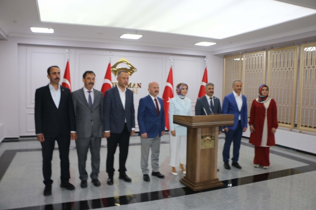 Bakan Göktaş, deprem bölgesi Adıyaman'da
