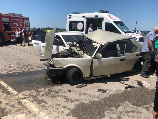 Alaçam'da kaza: 1'i ağır 9 yaralı