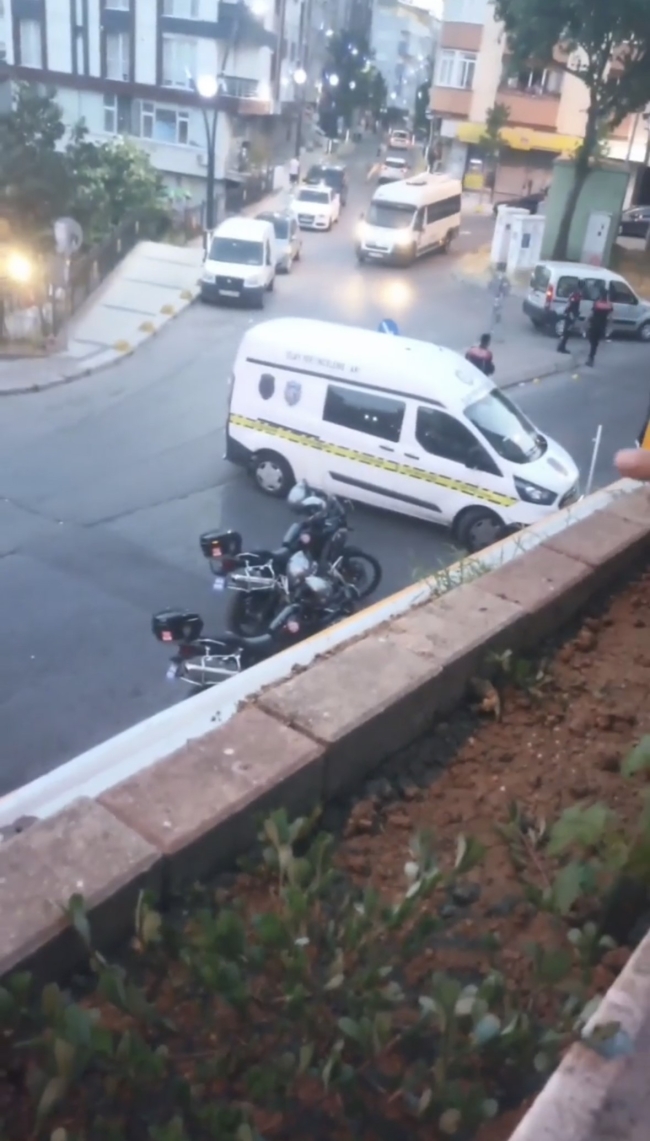 İstanbul’da araca silahlı saldırı: 1 ölü