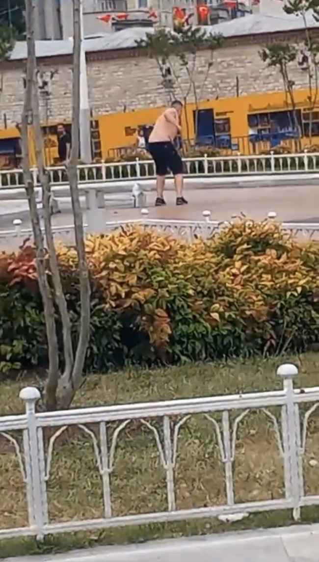 Özel Harekat hazır bekledi! Bıçakla kendini rehin aldı