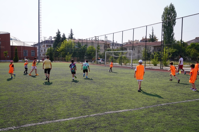 Futbol yaz okulu başladı