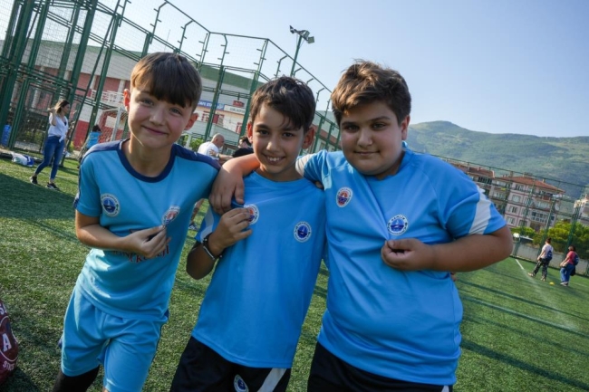 Gemlik Belediyespor yaz okulları yoğun katılımla başladı