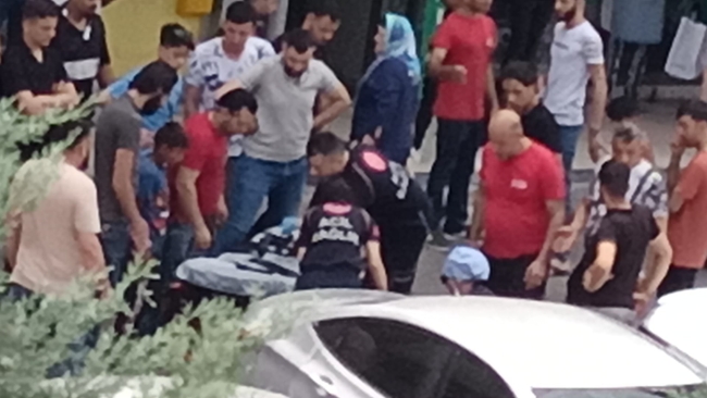 Bursa'da bıçaklar konuştu! 2 yaralı