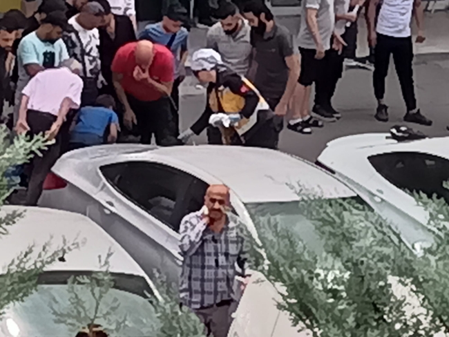 Bursa'da bıçaklar konuştu! 2 yaralı