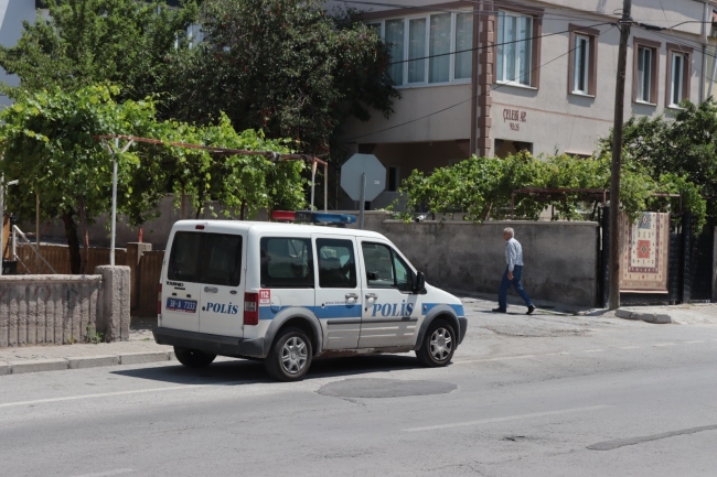 Kayseri'de bebek cesedini çöpe atan kadın yakalandı!