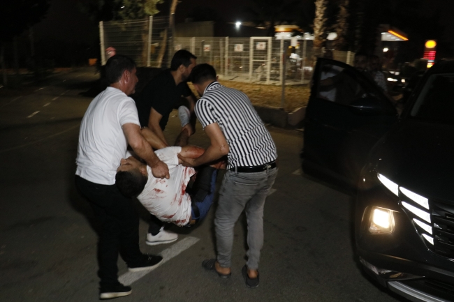 Adana’da bar kavgasında tüfekler konuştu: 3 yaralı