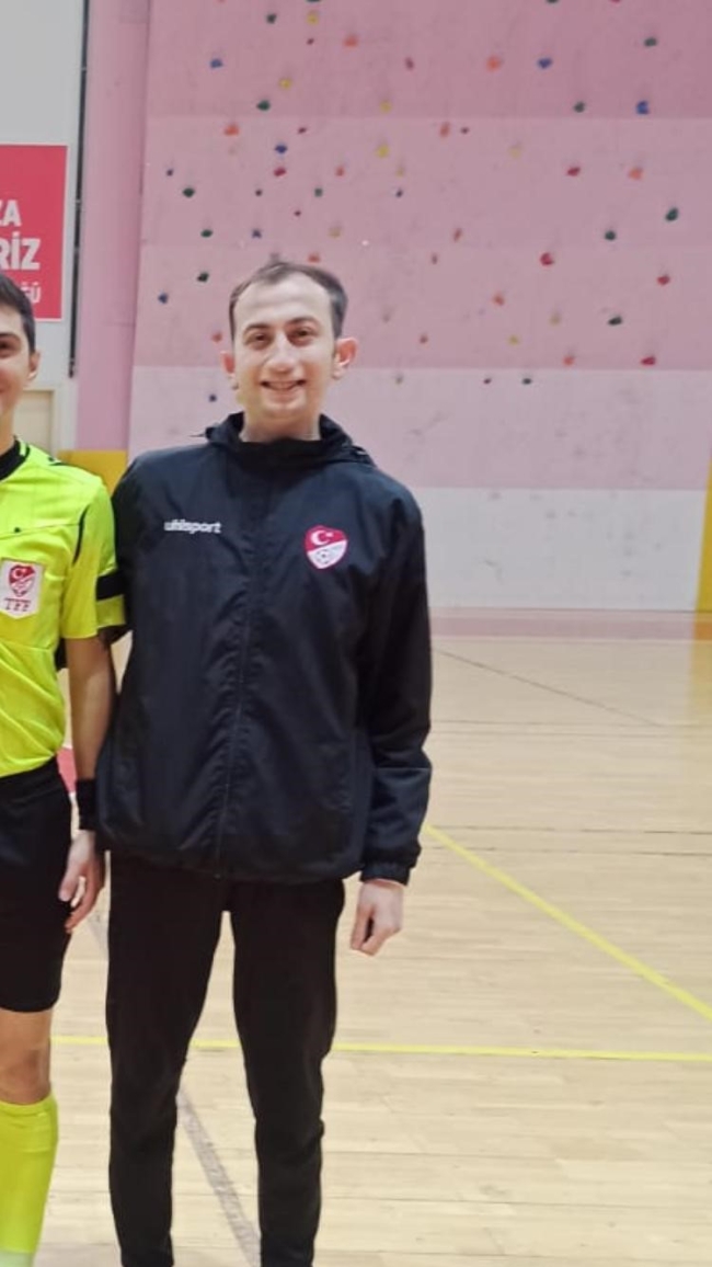 Genç hakem kansere yenik düştü