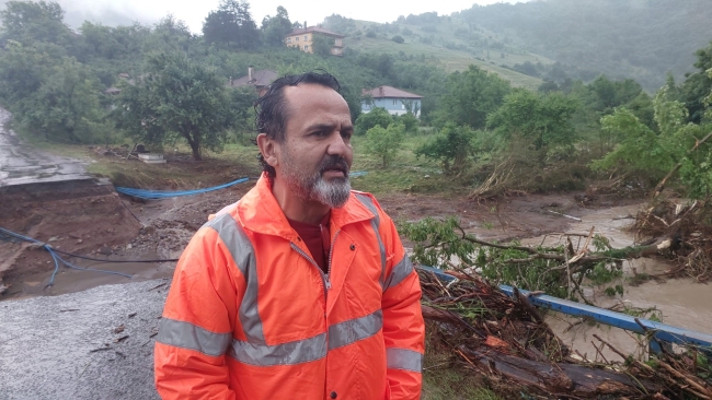 Sel felaketinde 18 ev tahliye edildi