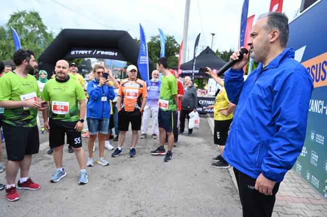Kazancı’da ‘dostluk’ için koştular