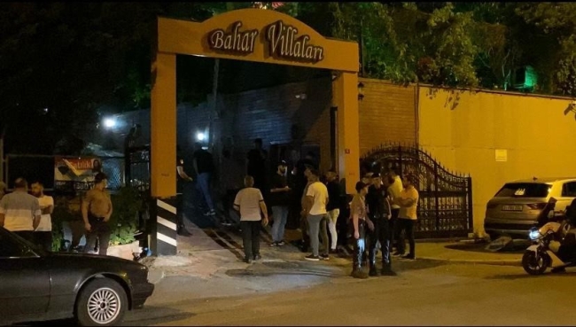 Miras kavgasında ölen aile toprağa verildi