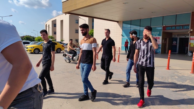 Bursa'da kovaladığı şahsı satırla yaraladı!