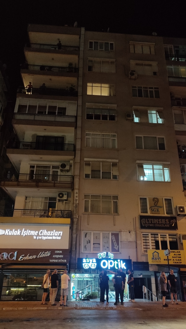 Antalya'da yangın! Yaşlı adam yanarak can verdi