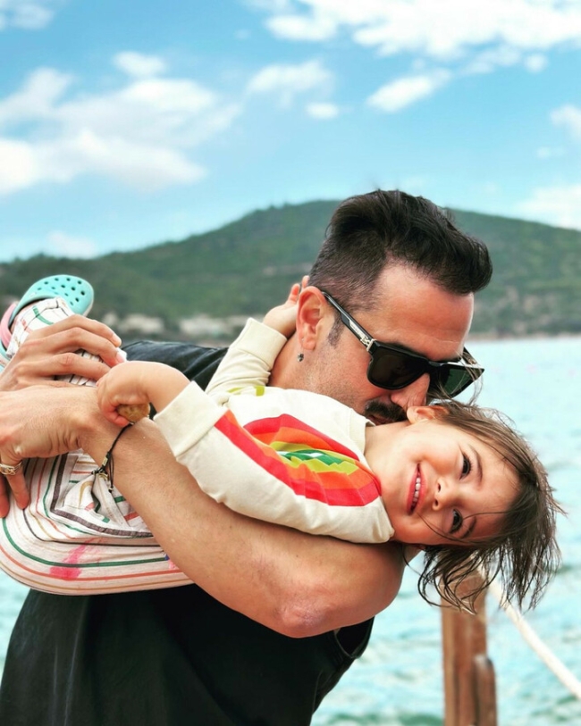 Özge Özpirinçci'nin tatil kareleri