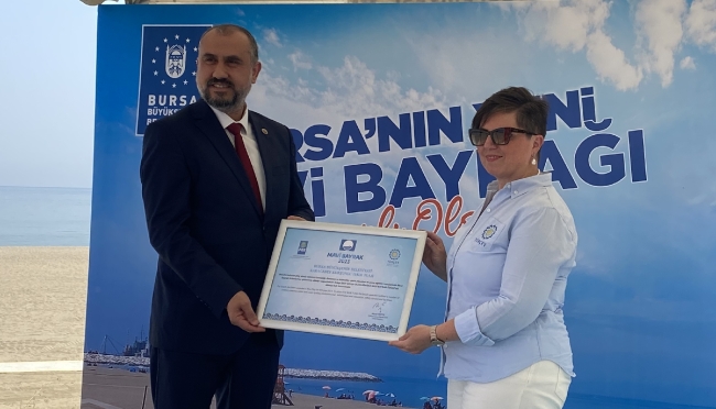 Mavi Bayrak artık Karacabey'de de dalgalanıyor