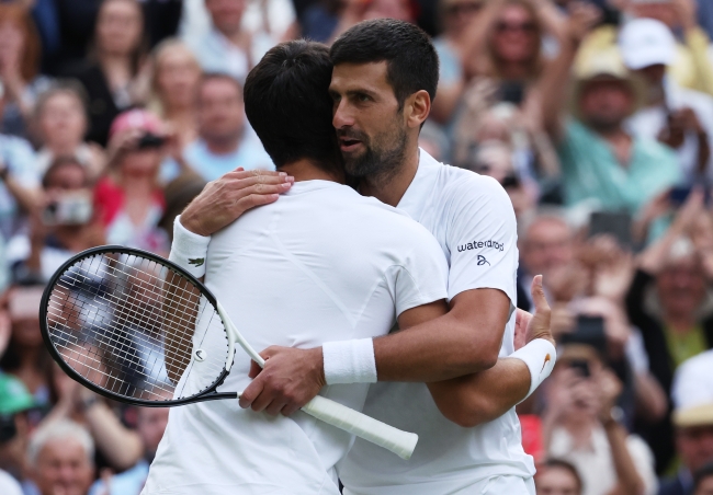 Wimbledon'da şampiyon Carlos Alcaraz