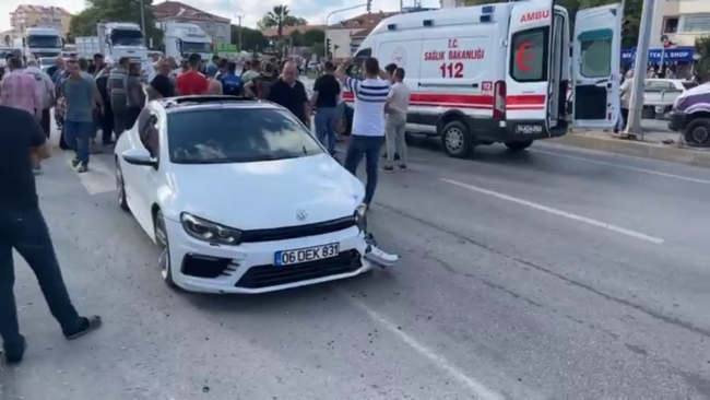 Otomobille motosiklet çarpıştı! Sürücü hayatını kaybetti