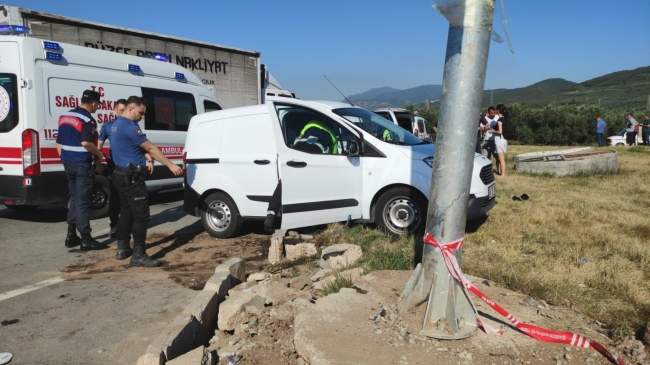 Bursa'da TOGG kavşağında bir kaza daha