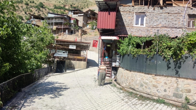 Dumansız köy; Bu köyde sigaraya savaş açtılar