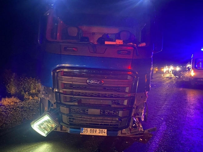Balıkesir'de feci kaza: 1 ölü, 1 yaralı