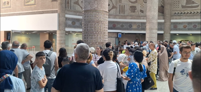 Marmaray'da intihar: 15 yaşındaki genç raylara atladı
