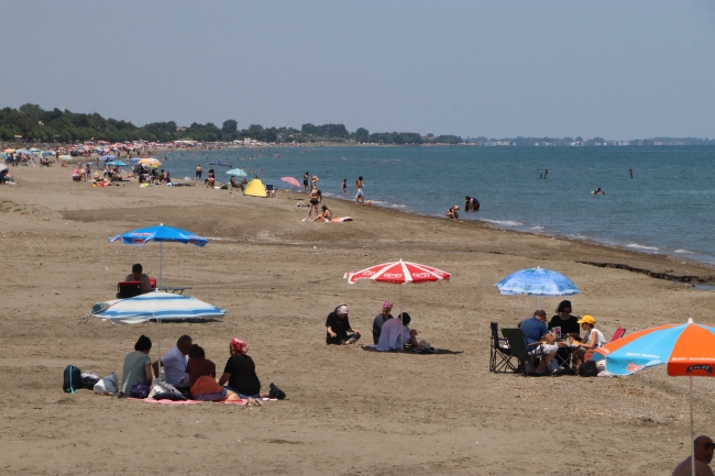 Samsun plajları hareketlendi